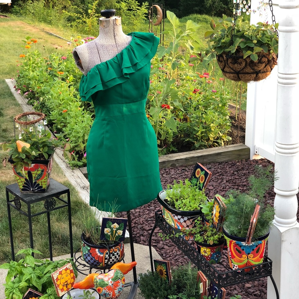 Green One Shoulder Cocktail Dress